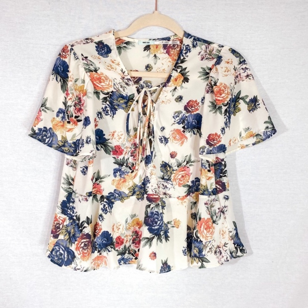 Urban Outfitters Kimchi Blue Floral Peplum shirt